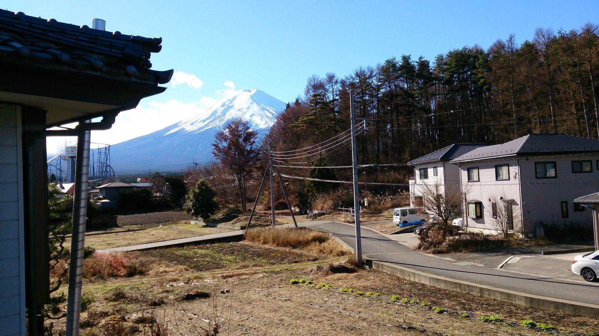 Teishaba Guesthouse&Cafe Fujiyoshida Exterior photo